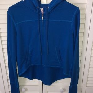 Cropped hoodie!